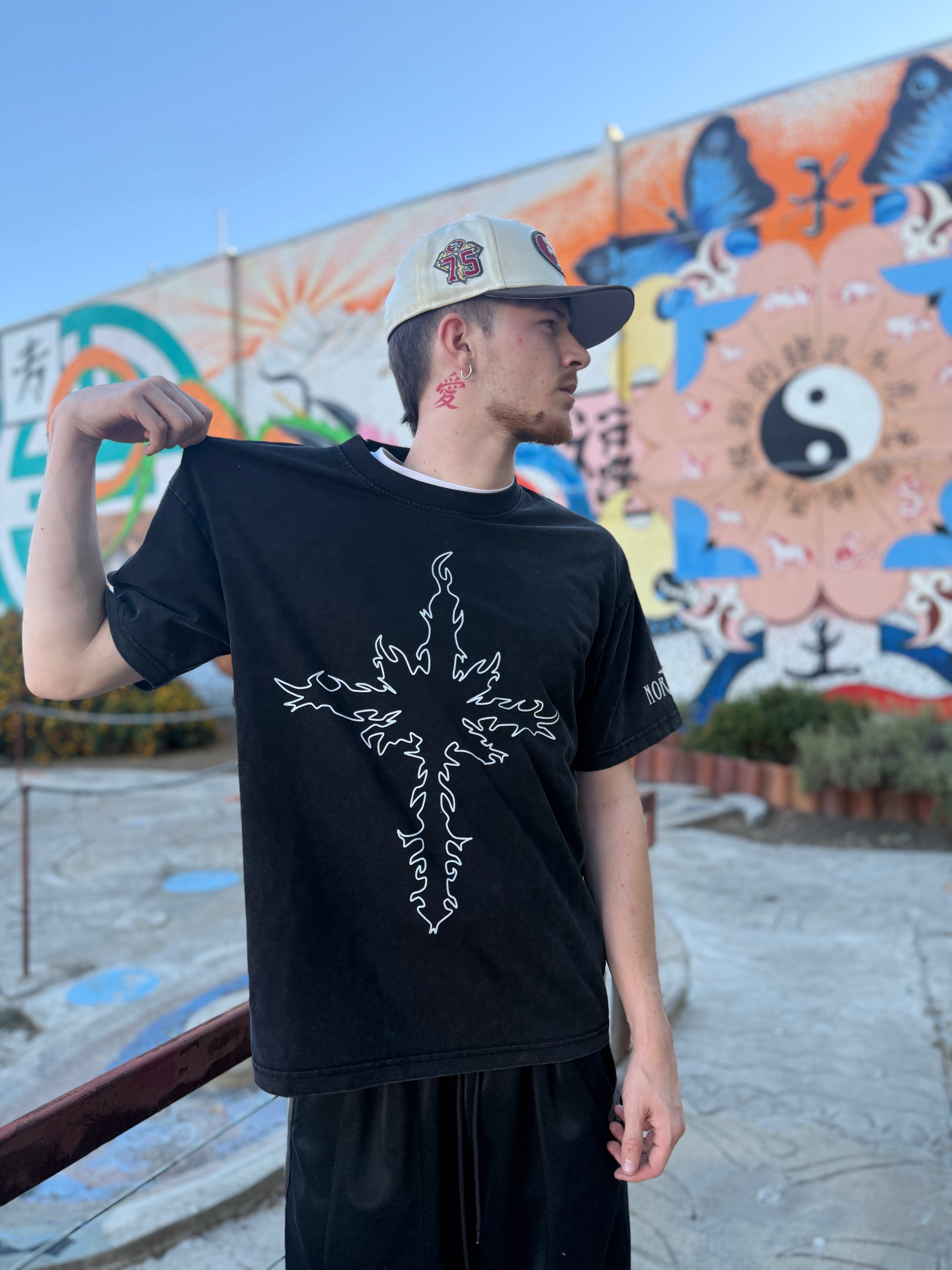 Snow Washed Heavyweight Oversize T-Shirt w/ Logo
